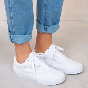 Vans Old Skool classic sneakers in triple white NWOT